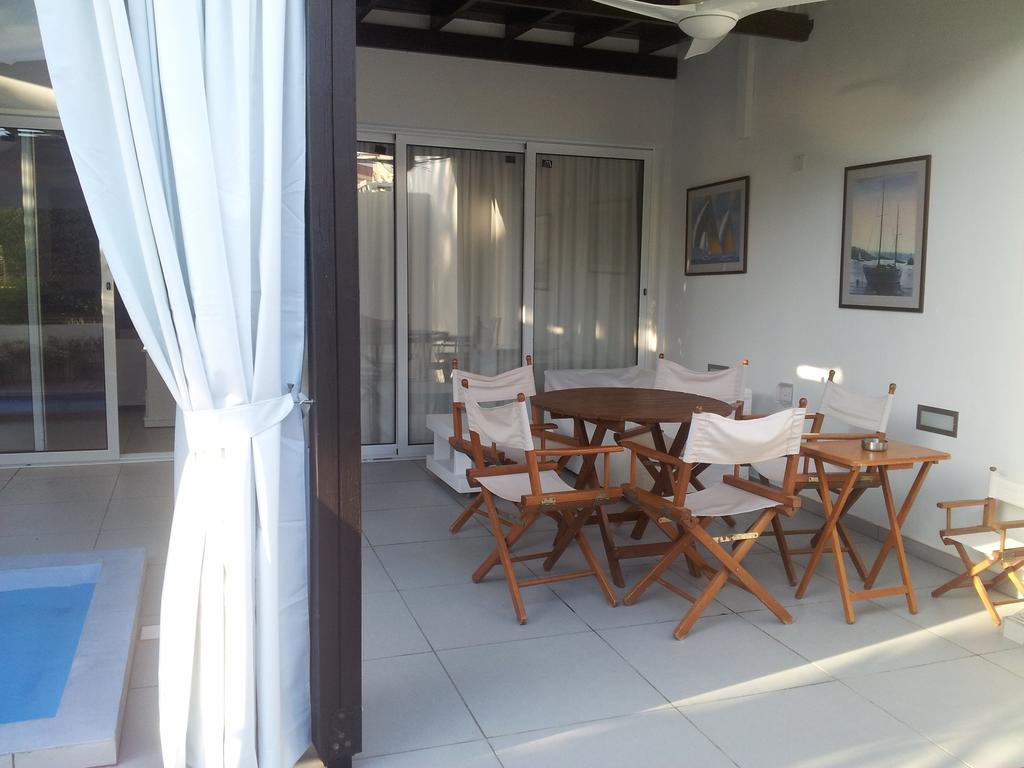 Yialos Holiday Apartments Bahçalar Oda fotoğraf