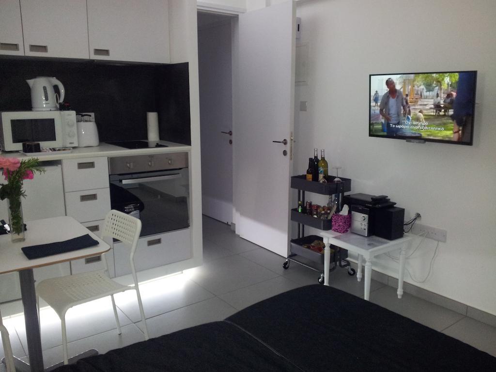 Yialos Holiday Apartments Bahçalar Oda fotoğraf