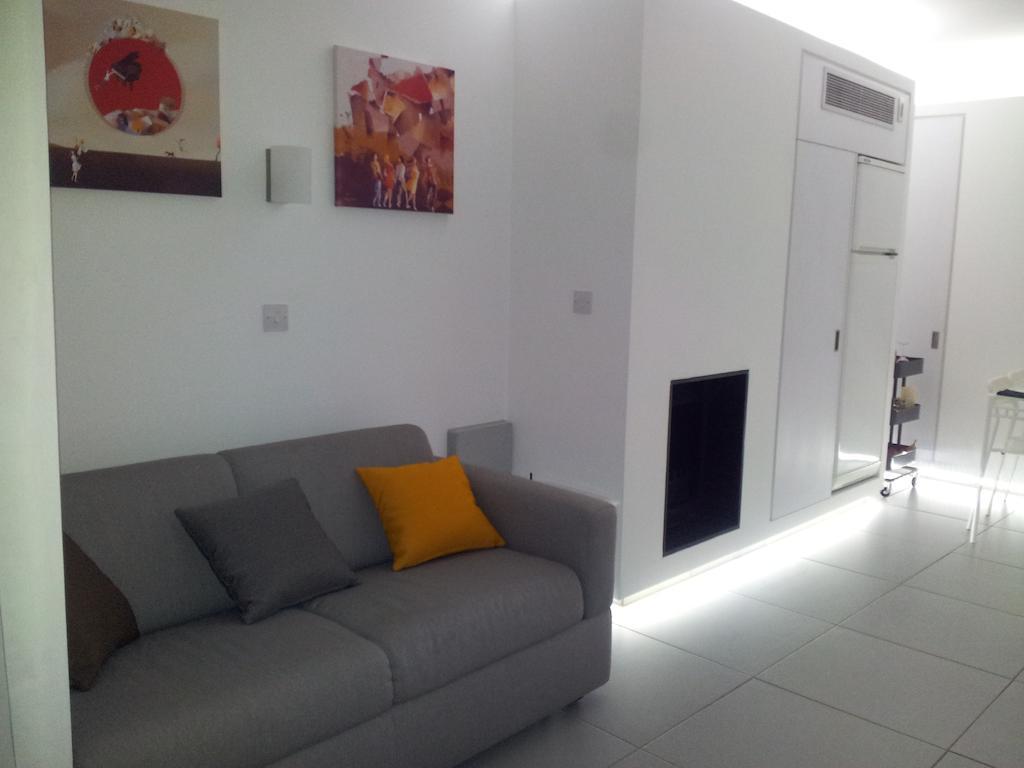 Yialos Holiday Apartments Bahçalar Oda fotoğraf
